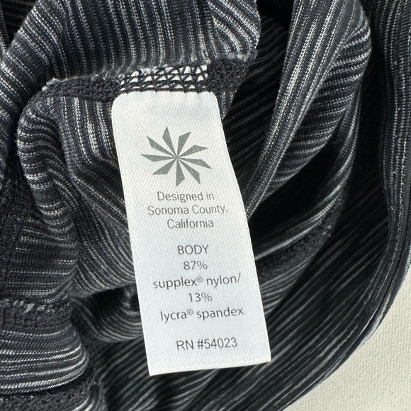 Athleta Energy Power Up Capri Leggings Gray Space Dye XL - Picture 7 of 13